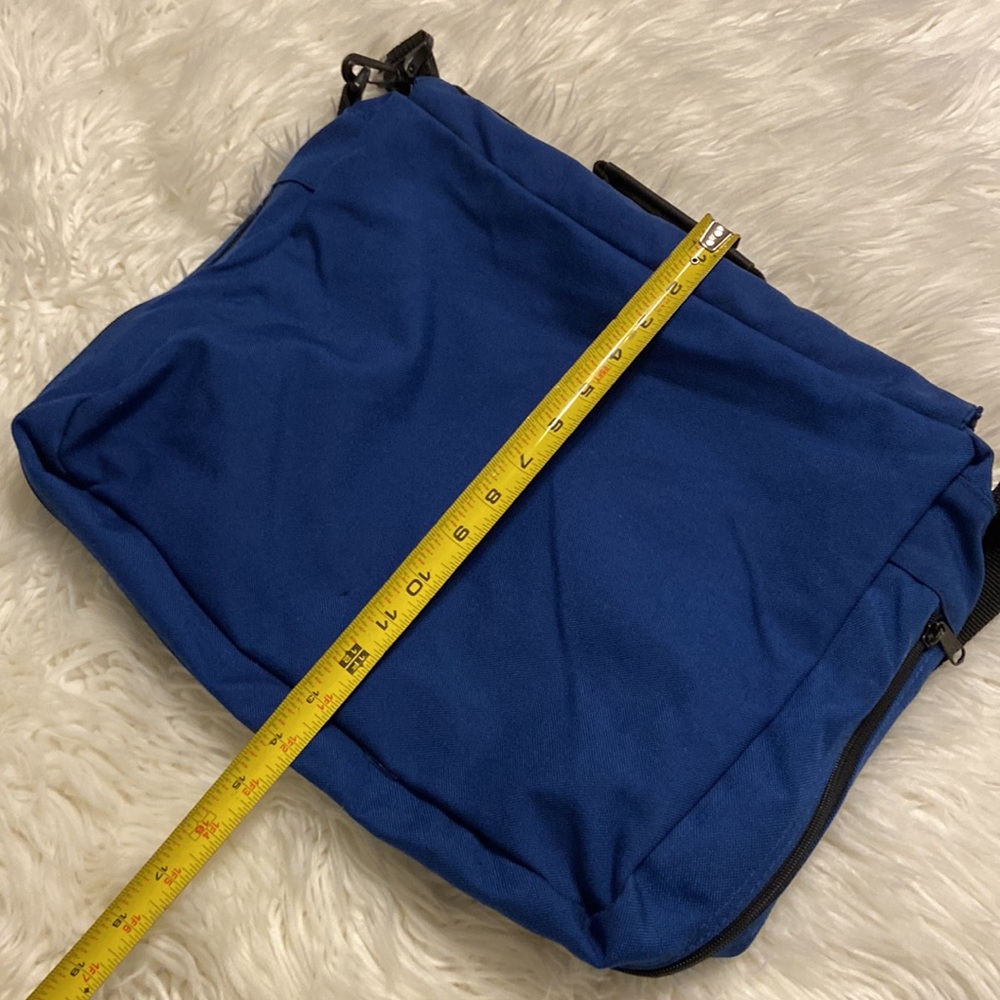 Protocol Shoulder Bag blue color excellent condition - Picture 8 of 12